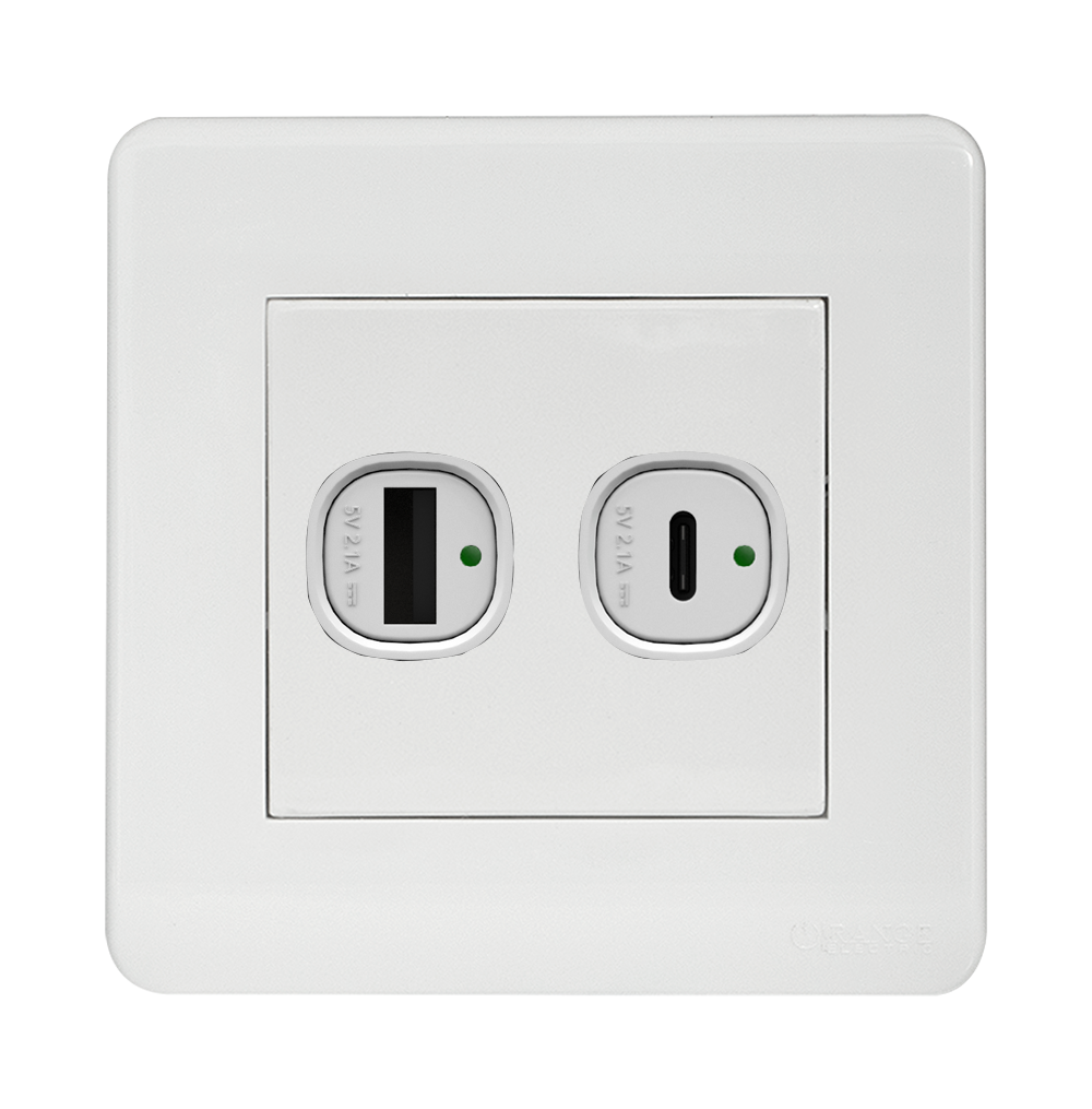 SCINTILLA 2.1Amp Type A + Type-C USB Charger Outlet White with White Surround