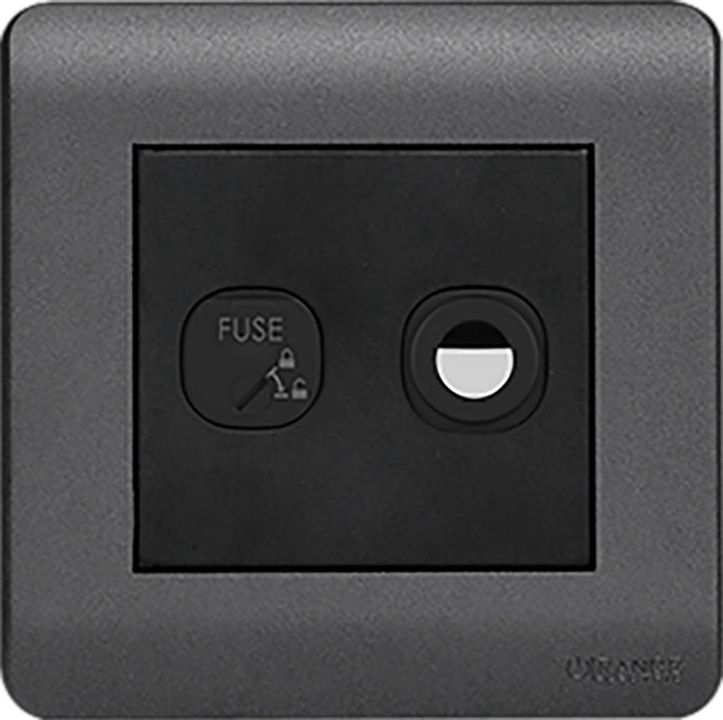 SCINTILLA 1Gang 13Amp Fused Flex Outlet B/Matte with GM/Matte Surround
