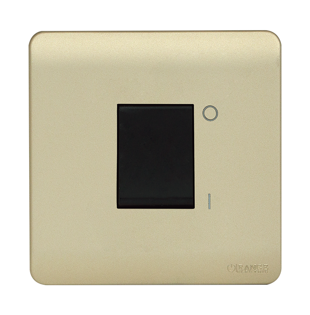 SCINTILLA 20Amp. Double Pole Switch with Indicator B/Matte with Gld/Matte Surround