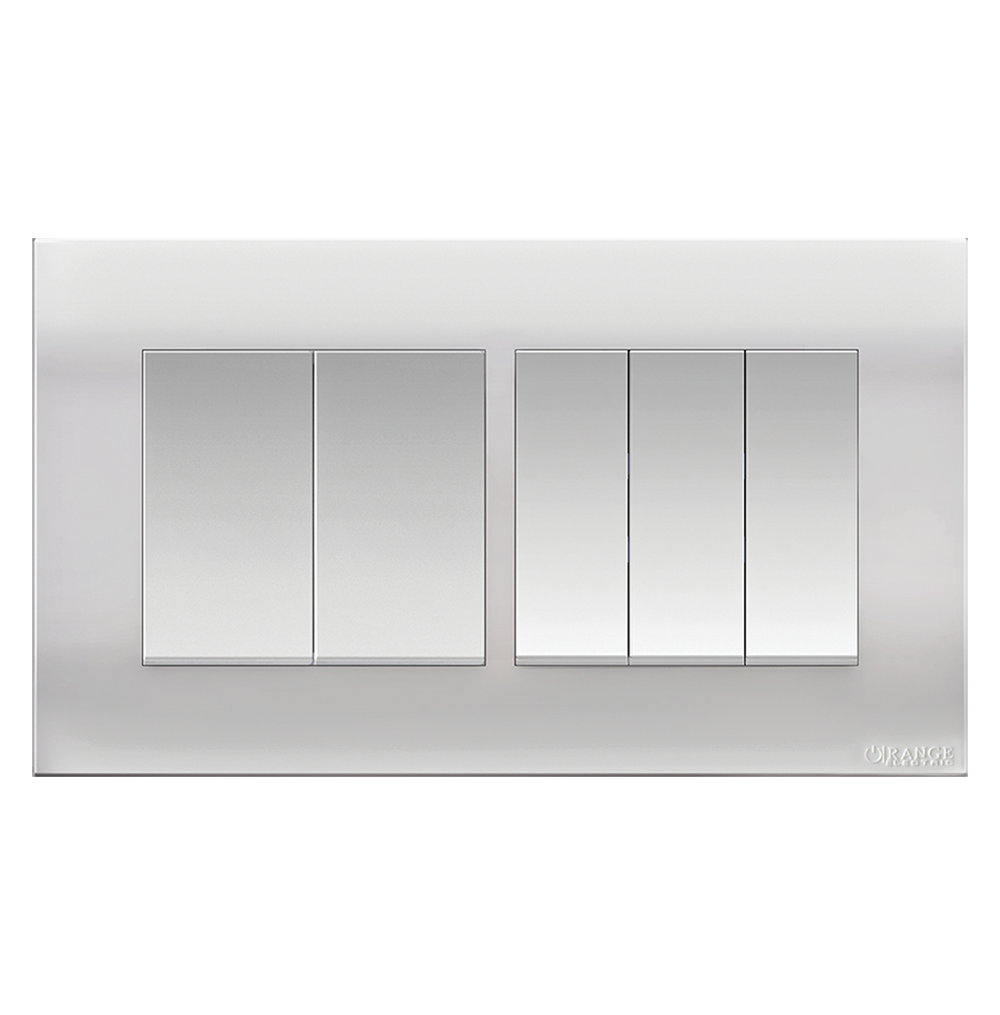 AKOYA 16Amp. 5Gang 2Way Switch White with White Surround