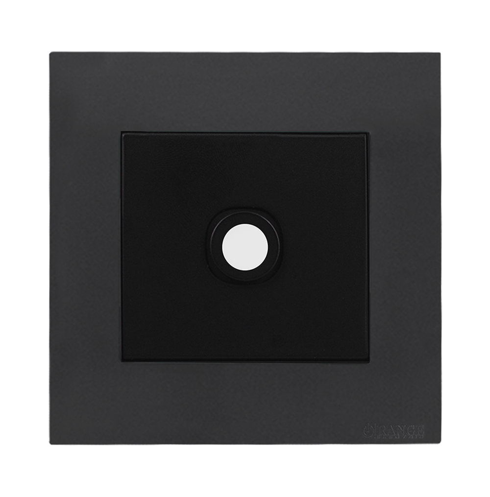 AKOYA 1Gang 25Amp Flex Outlet B/Matte with GM/Matte Surround