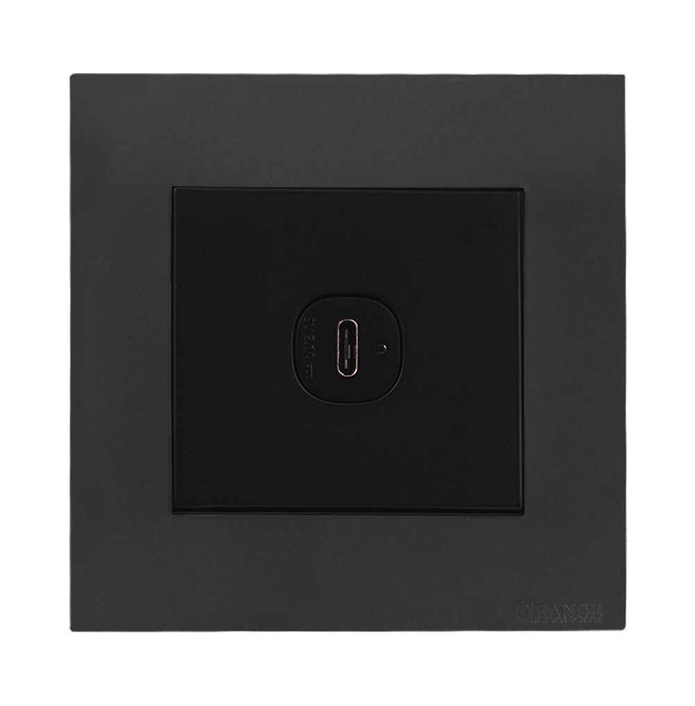 AKOYA 2.1Amp. 1Gang Type-C USB Charger Outlet B/Matte with GM/Matte Surround