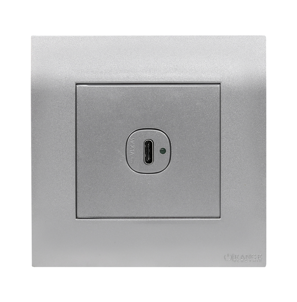 AKOYA 2.1Amp. 1Gang Type-C USB Charger Outlet S/Matte with S/Matte Surround
