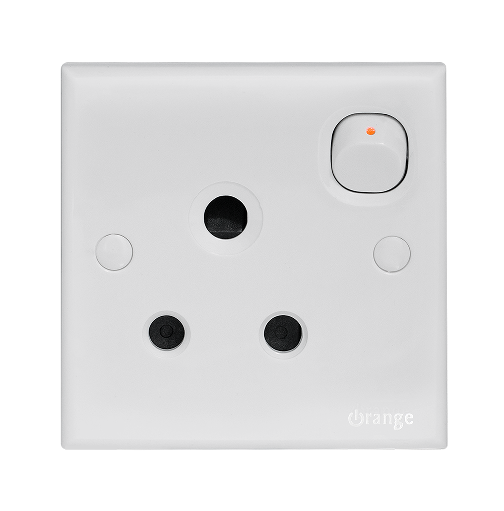 CLASSIC 15Amp. Switched Socket Outlet