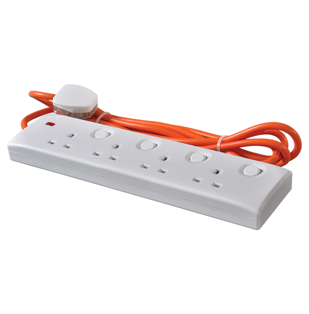 13Amp. Trailer Socket with 13Amp. Fused Plug Top & 5m Wire White