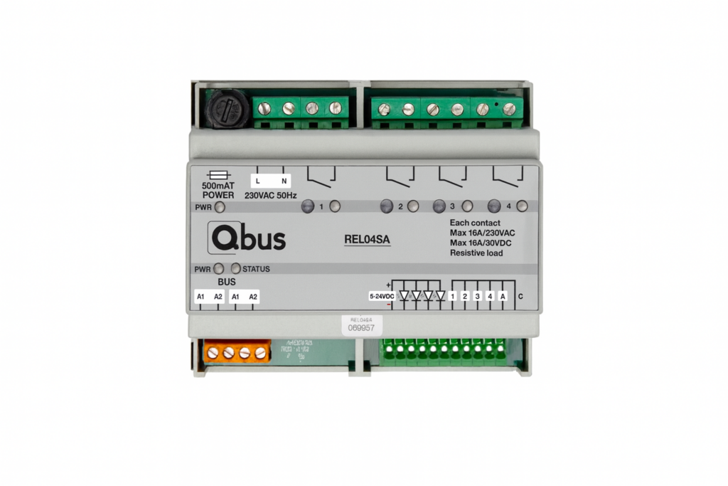 Relaymodule (4x 16A potential-free) with manual control, LED indication and 5 inputs
